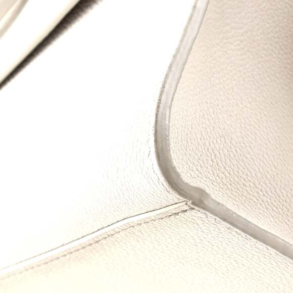 Louis Vuitton Lockme Monochrome Tote #185443L15B - Picture 7 of 9